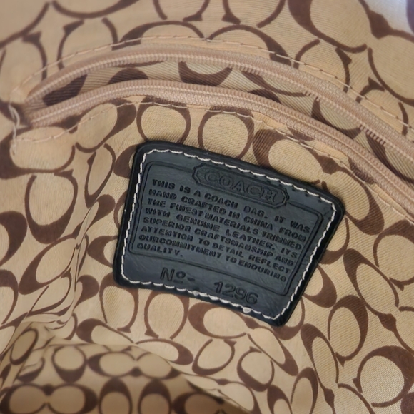 Coach black purse with matching wallet $59. Gently used. Looks brand new - Picture 3 of 8